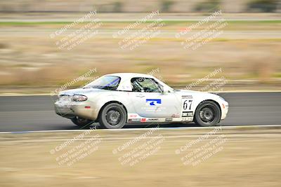 media/Jan-26-2025-CalClub SCCA (Sun) [[cfcea7df88]]/Group 4/Race/